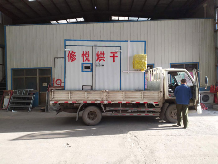 金銀花烘干機(jī)發(fā)貨現(xiàn)場.jpg